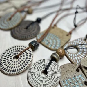 colgantes-y-joyería-cerámica